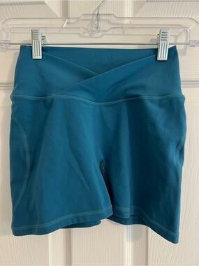 Women’s Alphalete Teal Low-Waist Active Shorts
